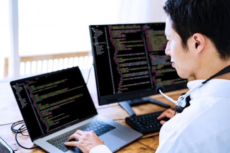 エンジニア派遣